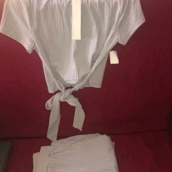 Two piece jump suit - Picture 4 of 4